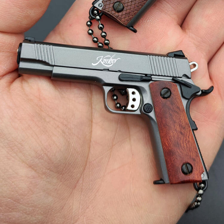 Ematok™ Metal Kimber 1911 Wooden Handle Gun Keychain