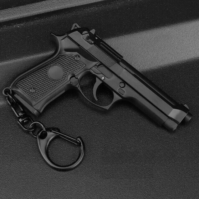 Gun Beretta M92 Keychain